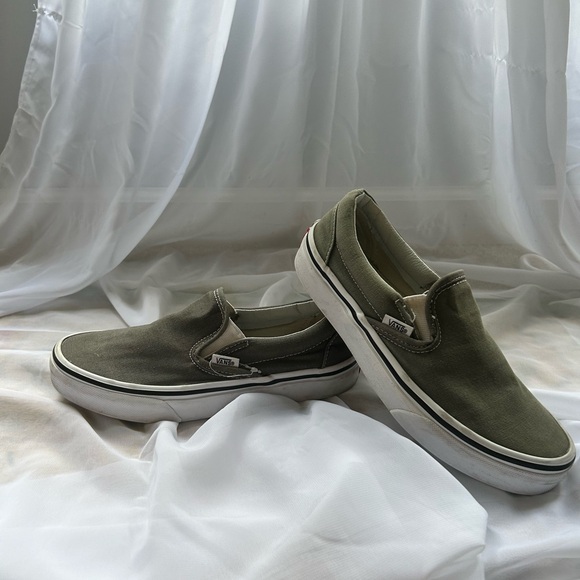 Grey slip on Vans - Picture 2 of 14